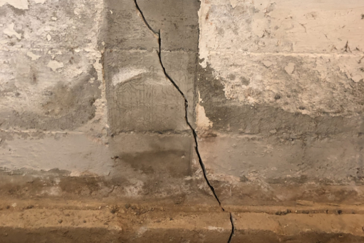 Basement Stem Wall Crack